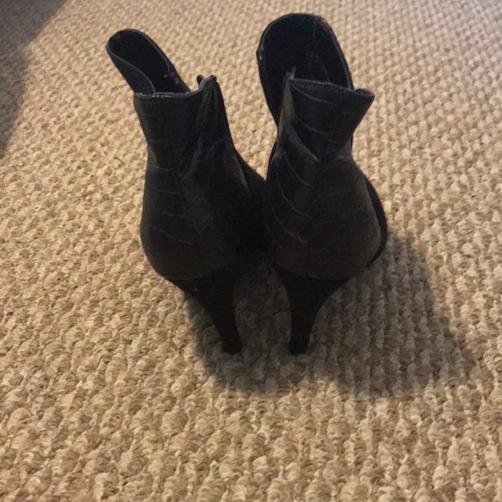 Shade/Python ankle booties - Picture 4 of 5